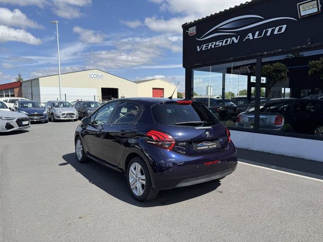 Peugeot 208 1.2 82 GPS CARPLAY LED TEL CLIM REGULATE BLEU de 2019