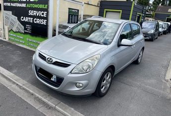  Voir détails -Hyundai I20 1.4 CRDI75 PACK CLIM ESP 5P à Harnes (62)