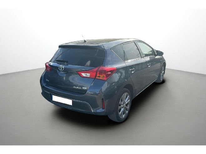 Toyota Auris Hybride 136h DYNAMIQUE PANORAMIQUE BLEU FONCE de 2014
