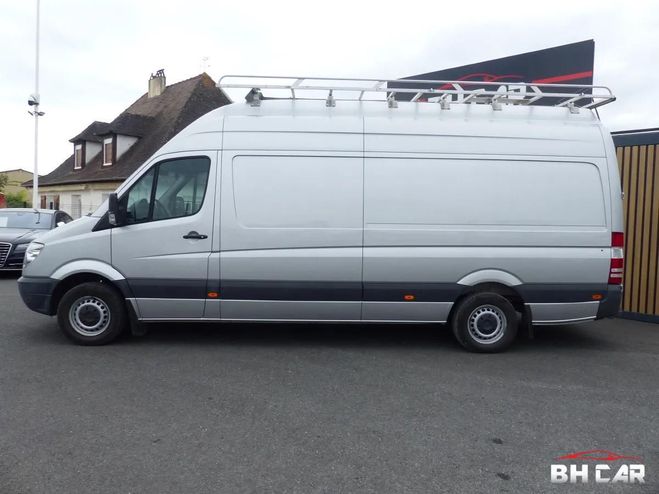 Mercedes Sprinter Vu FOURGON 2.2 313 D 130 3T5 3000MM L4H3 Gris de 2009