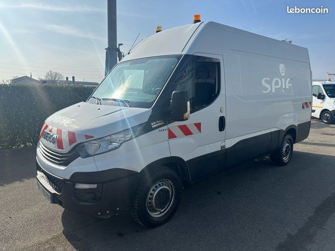 Iveco Daily 13990 ht fourgon l2h2 35s14 BVA  de 2019