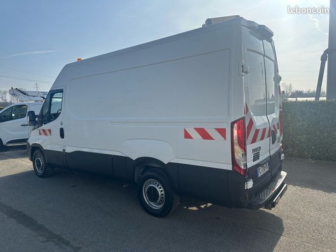 Iveco Daily 13990 ht fourgon l2h2 35s14 BVA  de 2019