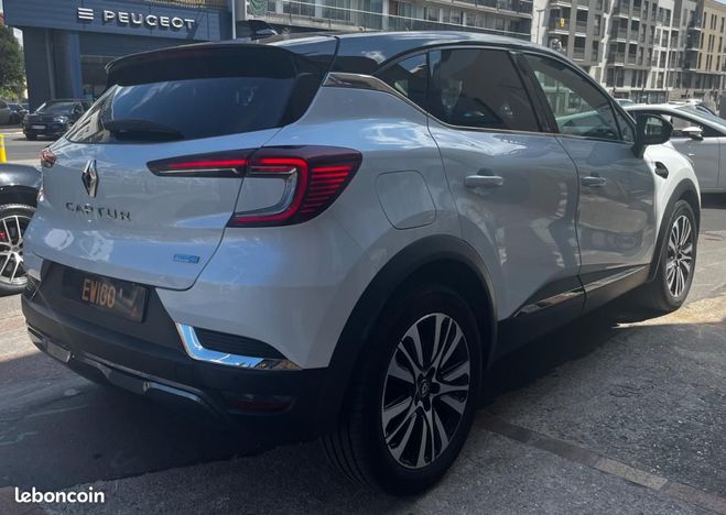 Renault Captur INITIALE PARIS 1.6 E-TECH 160H 90 HYBRID Blanc de 2020