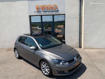  Voir détails -Volkswagen Golf 1.2 TSI 105CH BLUEMOTION CARAT DSG7 BVA- à Ampuis (69)