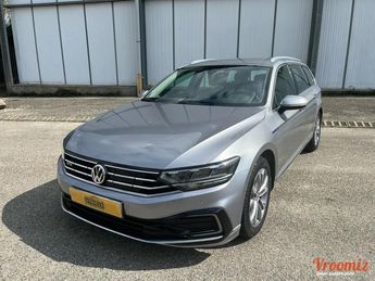  Voir détails -Volkswagen Passat 1.4 TSI Hybride Rechargeable DSG6 GTE BU à Beauchastel (07)