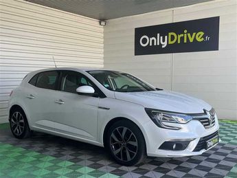 Voir détails -Renault Megane IV 1.5 Blue dCi 115 EDC Intens Bose à Saint-Fulgent (85)