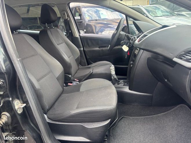 Peugeot 207 SW 1.6 HDI 90 Active 1�re Main Noir de 2010