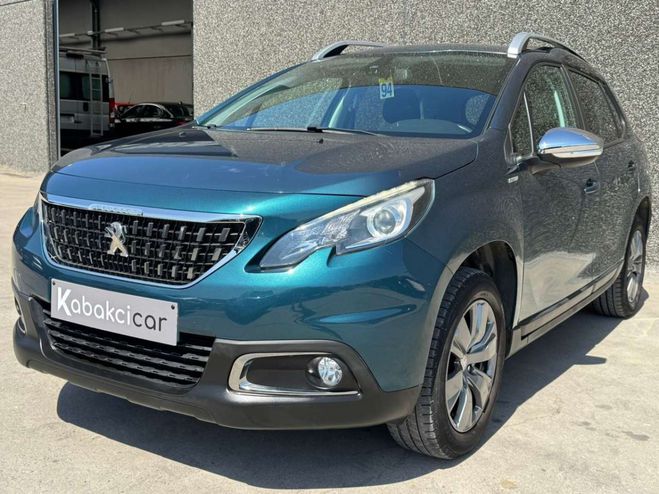 Peugeot 2008 1.2i Style--21.000 KM--CARPLAY--GPS-USB- Bleu Mtallis de 