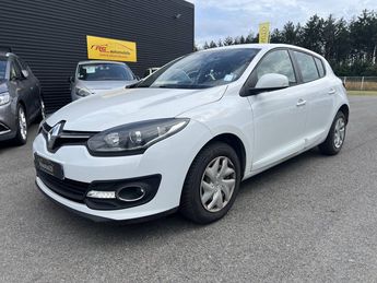  Voir détails -Renault Megane IV (KFB) 1.5 dCi 90ch energy Life à Quimperl (29)