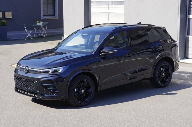 Volkswagen Tiguan R-Line 1.5e Hybrid BlackStyle, Deep Black de 2025