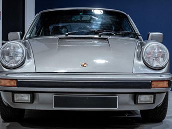  Voir détails -Porsche 911 3.2i - 231 TYPE G COUPE Carrera à Chauray (79)