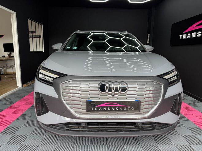Audi Q4 E-Tron 40 204 ch 82 kW S line / GARANTIE 24 MOI Gris de 2021