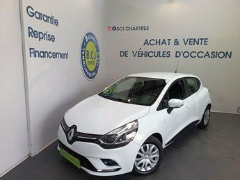  Voir détails -Renault Clio IV STE 1.5 DCI 75CH ENERGY AIR MEDIANAV  à Nogent-le-Phaye (28)