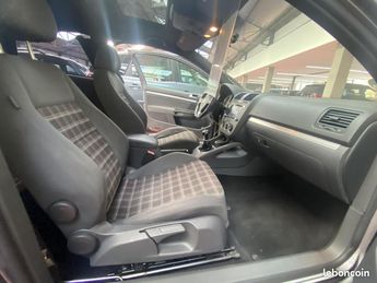  Voir détails -Volkswagen Golf 2.0 T 16S FSI 200 GTI à Bthune (62)