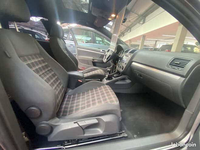 Volkswagen Golf 2.0 T 16S FSI 200 GTI Gris de 2007