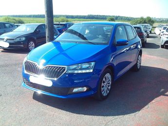 Voir détails -Skoda Fabia 1.0 TSI 95CH BUSINESS 5 PORTES à Harol (88)