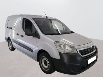  Voir détails -Peugeot Partner FOURGON LONG 1.6 BLUEHDI 100 PREMIUM à Mions (69)