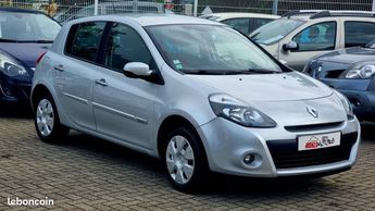  Voir détails -Renault Clio III 1.5 DCI 90CH DYNAMIQUE TOMTOM 5P à Geispolsheim (67)