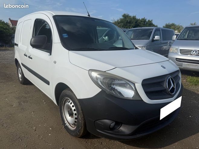 Mercedes Citan 109 CDI 90cv 2places Clim-attelage-11200 Blanc de 2013