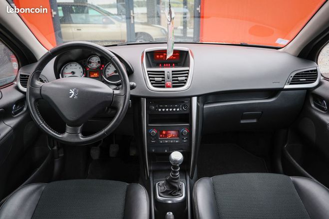 Peugeot 207 1.6 thp 160ch Bote manuelle 6 vitesses Gris de 2011
