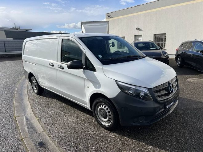 Mercedes Vito III 114 CDI 136ch 9G-TRONIC 1erMain 16,3 BLANC de 2021