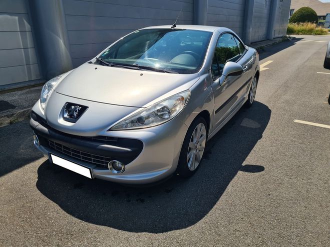 Peugeot 207 CC  120 CV 1 ER MAIN Gris de 2007