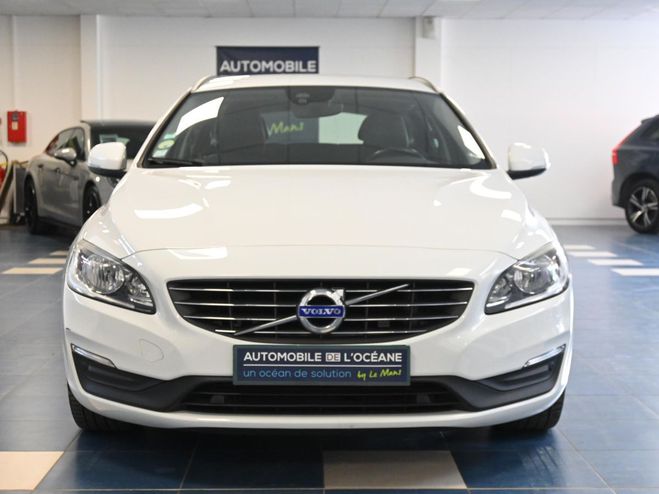 Volvo V60 BUSINESS D2 120 ch Stop&Start Geartronic Blanc de 2016