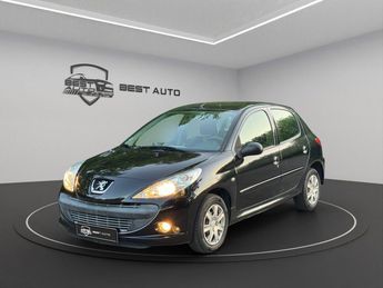  Voir détails -Peugeot 206 1.4 ACTIVE 5P à Farbersviller (57)