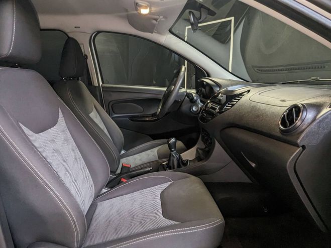 Ford KA Ka+ 1.2 Ti-VCT - 70cv Essential / Garant BLANC de 2017