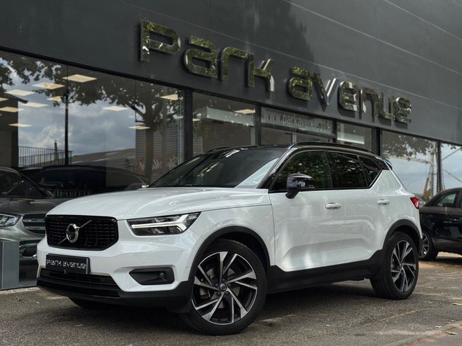 Volvo XC40 D4 ADBLUE AWD 190CH R-DESIGN GEARTRONIC  Blanc de 2018
