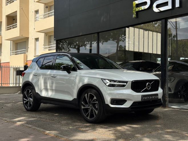 Volvo XC40 D4 ADBLUE AWD 190CH R-DESIGN GEARTRONIC  Blanc de 2018