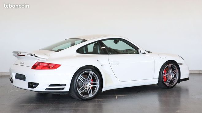 Porsche 911 type 997.1 3.6l 480ch Blanc de 2008
