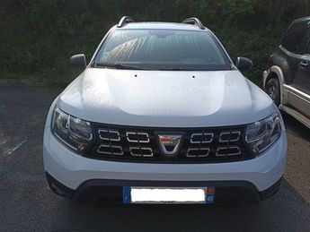  Voir détails -Dacia Duster 1.5 DCI 4X4 109 CV à Murat (15)