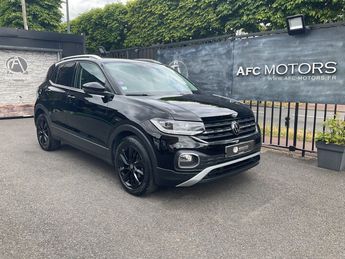  Voir détails -Volkswagen T Cross 1,0 TSI 116 Ch Carat DSG7 à Saint-Maur-des-Fosss (94)