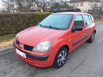  Voir détails -Renault Clio II 1.2 16v 75ch Confort Dynamique 5p Dis à Lagney (54)