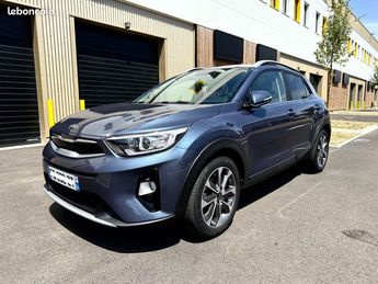  Voir détails -Kia Stonic 1.0 T-GDI 100CH ISG DESIGN   CARPLAY à Fresnes (94)