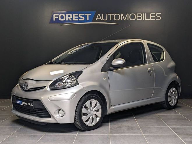 Toyota Aygo 1.0 VVT-i 68ch Dynamic 3p / Garantie 12  GRIS de 2013