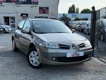  Voir détails -Renault Megane 1.5 dci Authentique Garantie 6 mois à Saint-Soupplets (77)