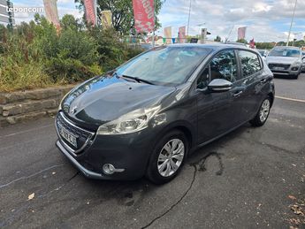  Voir détails -Peugeot 208 1.2l vti 82ch GARANTIE à Sannois (95)