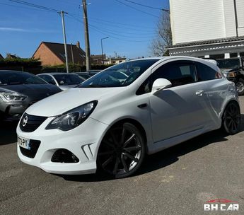  Voir détails -Opel Corsa 1.6 turbo 211 opc rburgring serie limite à Saint-Martin-Boulogne (62)