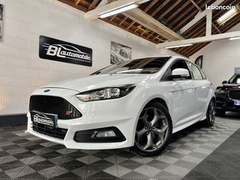  Voir détails -Ford Focus 2.0 ECOBOOST 250CH STOP&START ST à Bondues (59)