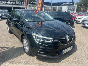  Voir détails -Renault Megane iv dci 115 cv à Vitrolles (13)