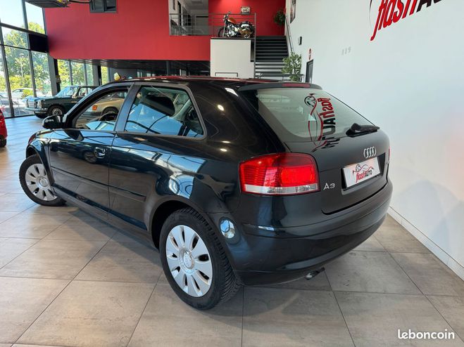 Audi A3 1.9 TDi 105cv-2005 Noir de 2005