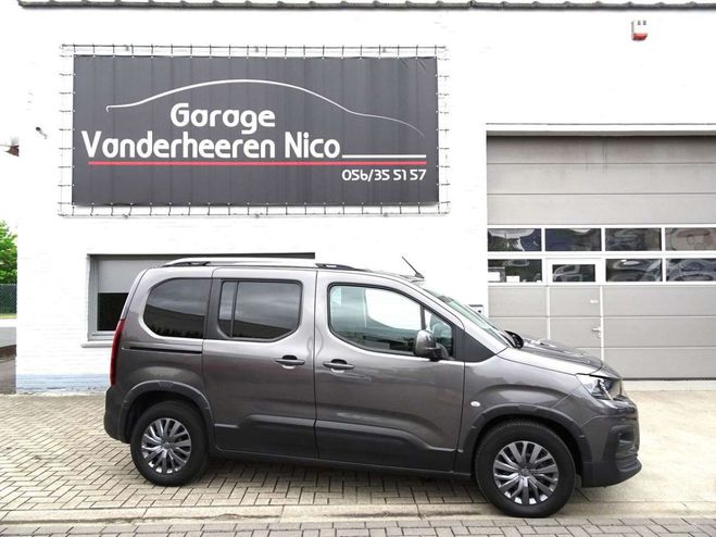 Peugeot Rifter 1.2i 5pl. Allure CAMERA,CARPLAY,CRUISE,P Gris Mtallis de 