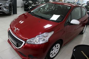  Voir détails -Peugeot 208 1.0 PURETECH LIKE 3P à Coulommiers (77)