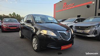  Voir détails -Lancia Ypsilon 1.2 8v 69 ch StopetStart Silver à Perpignan (66)