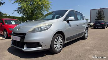  Voir détails -Renault Scenic III 1.5 DCI 110 CH Expression à Monteau (89)