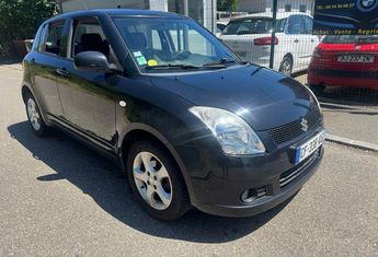  Voir détails -Suzuki Swift 1,3 4x4 à Wittenheim (68)