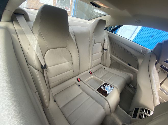 Mercedes Classe E  Coup 220 CDI BlueEfficiency A BLEU de 2012