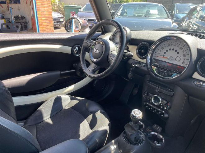 Mini Mini 122 CH COOPER GREEN PACK BLANC de 2012